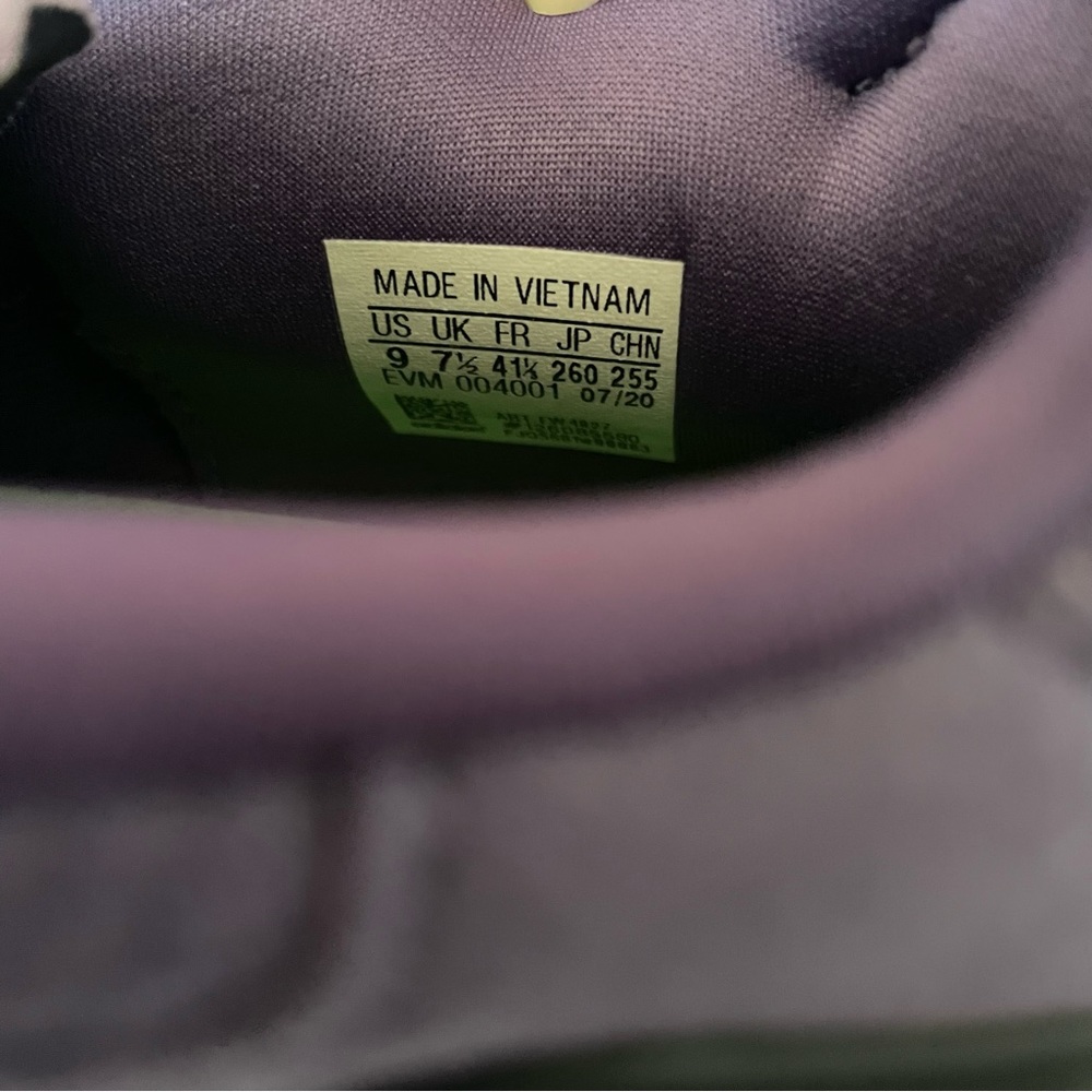 ADIDAS day jogger shoes - Picture 9 of 9